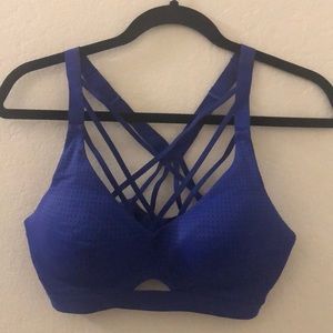 VSX Victoria sportS Bra 34C